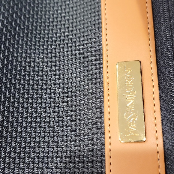 NEW & Authentic YSL Clutch bag with box - Picture 8 of 12